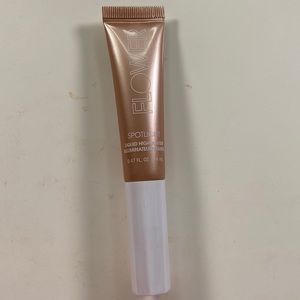 Flower Beauty Liquid Highlighter